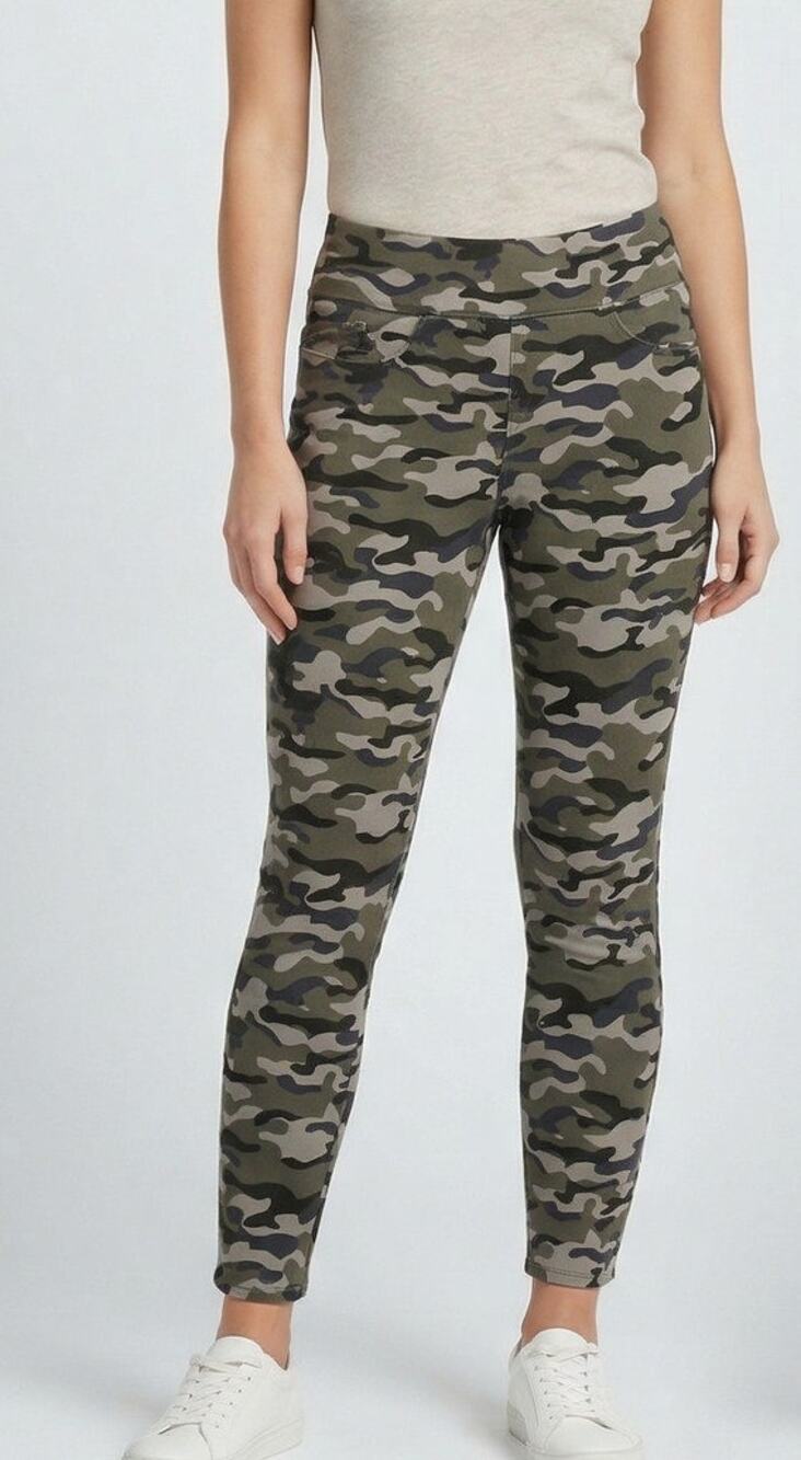 Rock & Republic Slimming Denim Cure 8 Olive Green Gray Black Camoflauge Pants